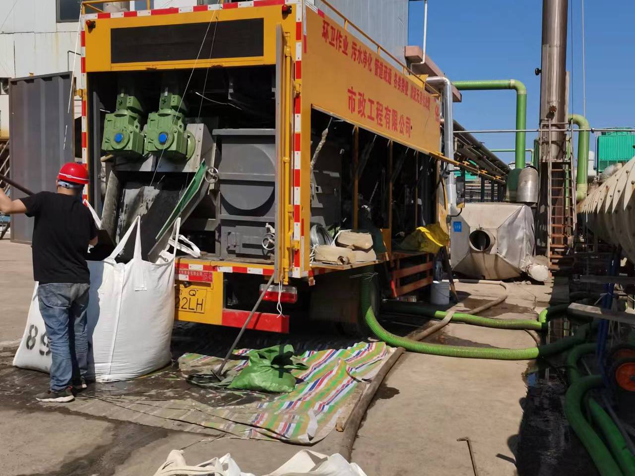 阳西淤泥压干处理